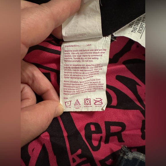 Girls Room Mattel Monster High Reversible Twin Full Comforter 72” X 86” - Picture 14 of 15